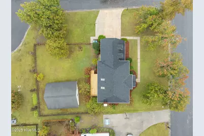 2906 Hunters Run, Greenville, NC 27858 - Photo 61