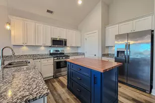 125 S Boca Bay Ln, Surf City, NC 28445 - Photo 3