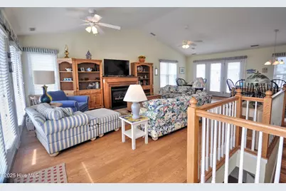 161 Brunswick Avenue E, Holden Beach, NC 28462 - Photo 9