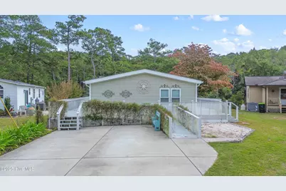 1638 Woodview Circle SW, Ocean Isle Beach, NC 28469 - Photo 1