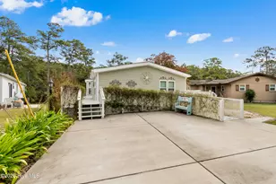 1638 Woodview Cir SW, Ocean Isle Beach, NC 28469 - Photo 3