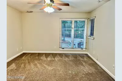 30081 W Lake Drive, Wagram, NC 28396 - Photo 23