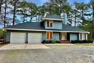 30081 W Lake Dr, Wagram, NC 28396 - Photo 3