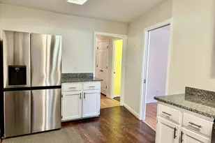 30081 W Lake Dr, Wagram, NC 28396 - Photo 11