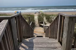 1103 Ocean Dr, Emerald Isle, NC 28594 - Photo 9