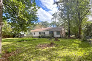 3608 Meadow Dr, Morehead City, NC 28557 - Photo 43