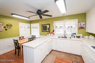 1201 Charles Dr, Laurinburg, NC 28352 - Photo 11