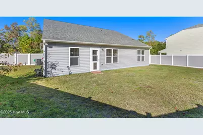 534 Sunset Point Drive SE, Bolivia, NC 28422 - Photo 31