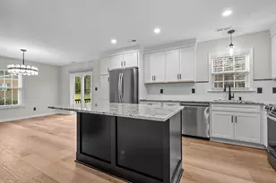 250 Star Hill Dr, Cape Carteret, NC 28584 - Photo 11