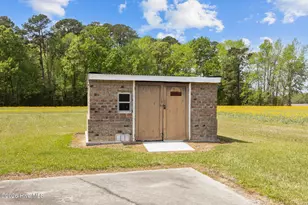 233 Boyd Acres Rd, Washington, NC 27889 - Photo 11