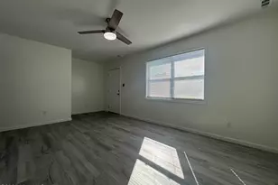 320 Myrtlewood Cir, Jacksonville, NC 28546 - Photo 5