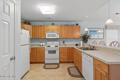 206 E Palmetto Street, Kill Devil Hills, NC 27948 - Photo 5