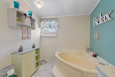 3220 Woodlawn Avenue SW, Supply, NC 28462 - Photo 17