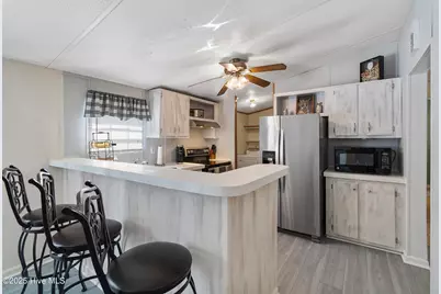 3220 Woodlawn Avenue SW, Supply, NC 28462 - Photo 9