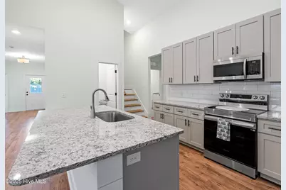1214 N Caswell Avenue, Southport, NC 28461 - Photo 13