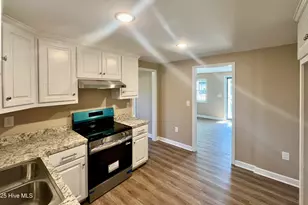 1633 Freeman St SE, Wilson, NC 27893 - Photo 9