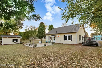 302 N Sycamore Street, Fremont, NC 27830 - Photo 21