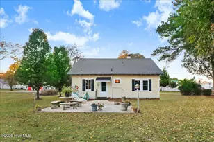 302 N Sycamore St, Fremont, NC 27830 - Photo 19