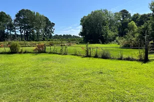 471 Ball Park Rd, Lumberton, NC 28358 - Photo 15