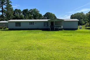 471 Ball Park Rd, Lumberton, NC 28358 - Photo 1