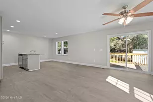 1010 W Saunders Ave, Aberdeen, NC 28315 - Photo 11