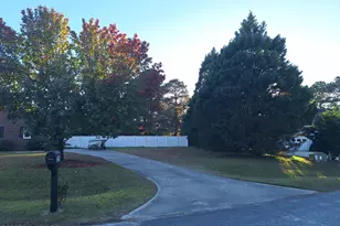 2206 Jane Dr, Greenville, NC 27858 - Photo 25