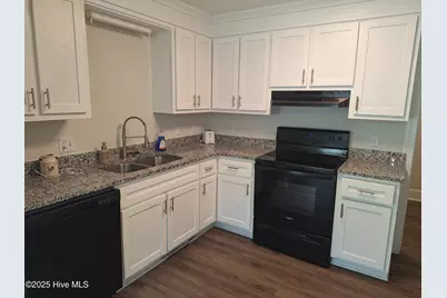 2206 Jane Drive, Greenville, NC 27858 - Photo 5