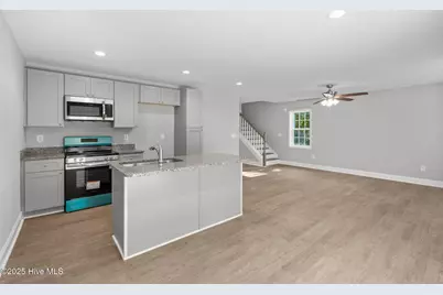 1100 W Massachusetts Avenue, Southern Pines, NC 28387 - Photo 17