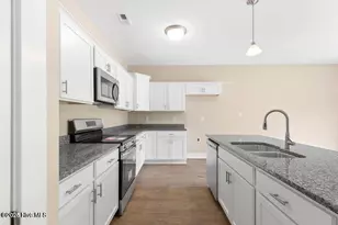 314 E Theriault Ct, Jacksonville, NC 28540 - Photo 15