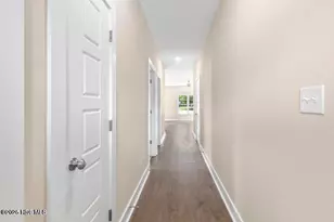 314 E Theriault Ct, Jacksonville, NC 28540 - Photo 5
