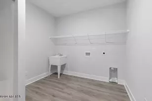 318 E Theriault Ct, Jacksonville, NC 28540 - Photo 29