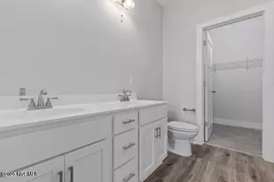 318 E Theriault Ct, Jacksonville, NC 28540 - Photo 23