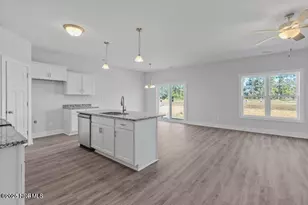 318 E Theriault Ct, Jacksonville, NC 28540 - Photo 13