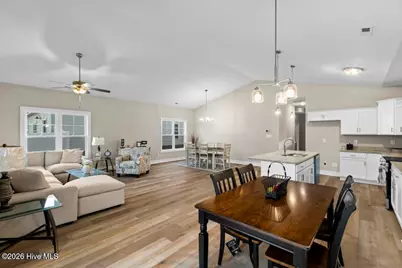320 E Theriault Court, Jacksonville, NC 28540 - Photo 7