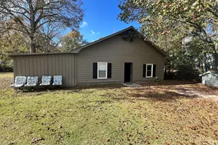 842 Love Mill Rd, Whiteville, NC 28472 - Photo 17