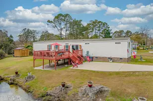 820 Magnolia Dr, Sunset Beach, NC 28468 - Photo 1