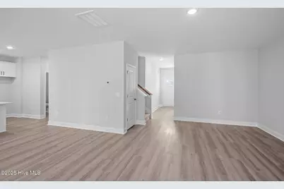 7018 Bayberry Park Drive, New Bern, NC 28562 - Photo 15