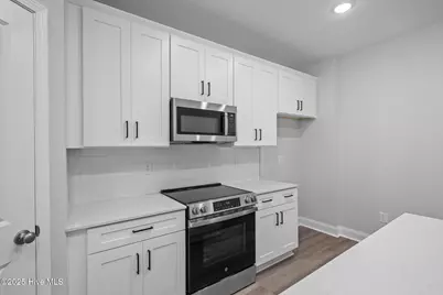 7018 Bayberry Park Drive, New Bern, NC 28562 - Photo 17