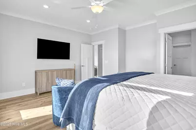 611 Third Street S, Carolina Beach, NC 28428 - Photo 41