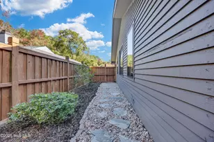 1204 Bayside Cir W, Wilmington, NC 28405 - Photo 27