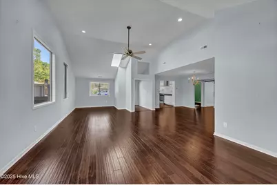 1204 Bayside Circle W, Wilmington, NC 28405 - Photo 5