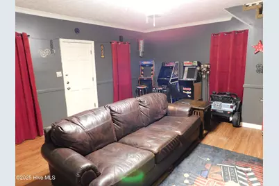 510 S Wilkinson Drive, Laurinburg, NC 28352 - Photo 25
