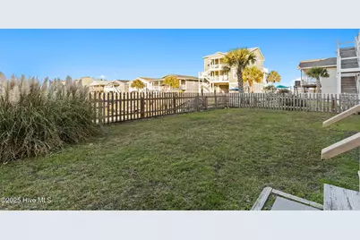 552 Ocean Boulevard W, Holden Beach, NC 28462 - Photo 17