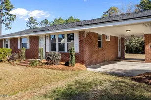 612 Gray St, Elm City, NC 27822 - Photo 5