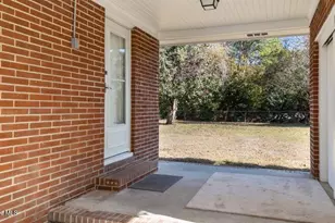 612 Gray St, Elm City, NC 27822 - Photo 7
