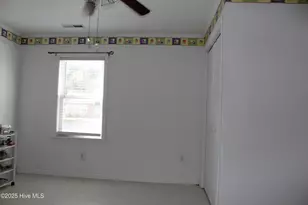 513 W Main St, Beulaville, NC 28518 - Photo 31