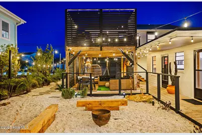 135 N Third Avenue N, Kure Beach, NC 28449 - Photo 3