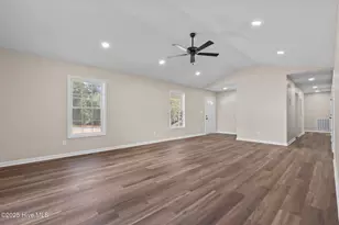 215 Beech St, Hamlet, NC 28345 - Photo 7