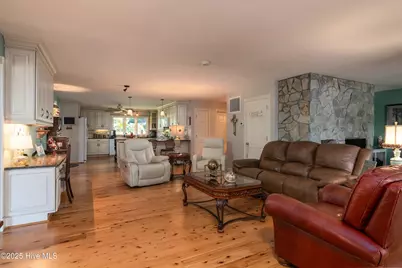 810 Madam Moores Lane, New Bern, NC 28562 - Photo 15