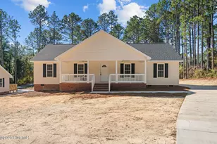 217 Beech St, Hamlet, NC 28345 - Photo 1